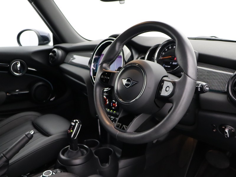 2022 (72) MINI HATCHBACK 2.0 Cooper S Exclusive 3dr Auto 5095612