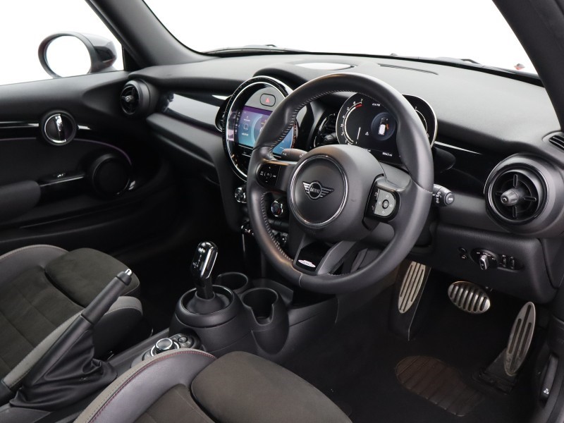 2022 (22) MINI HATCHBACK 1.5 Cooper Sport 3dr Auto 5070703