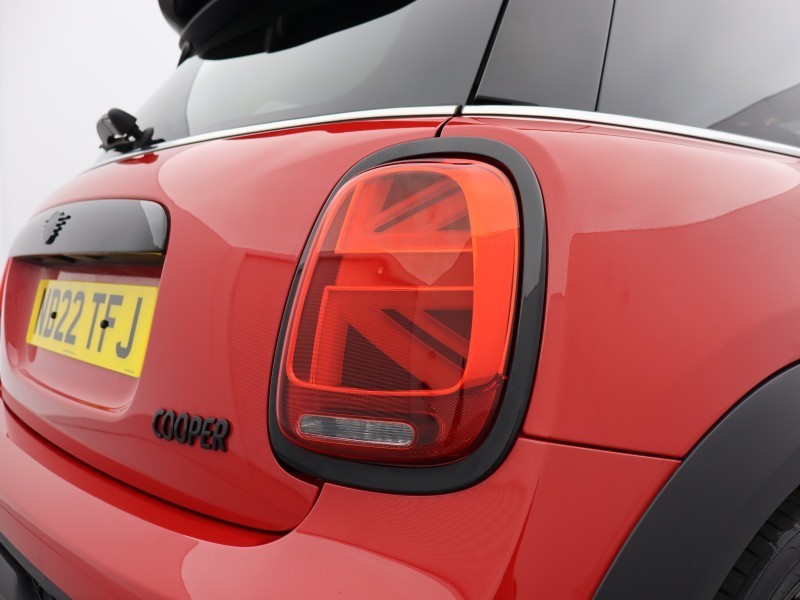 2022 (22) MINI HATCHBACK 1.5 Cooper Sport 3dr Auto 5070735