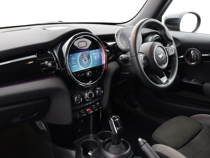 2022 (22) MINI HATCHBACK 1.5 Cooper Sport 3dr Auto 5070704