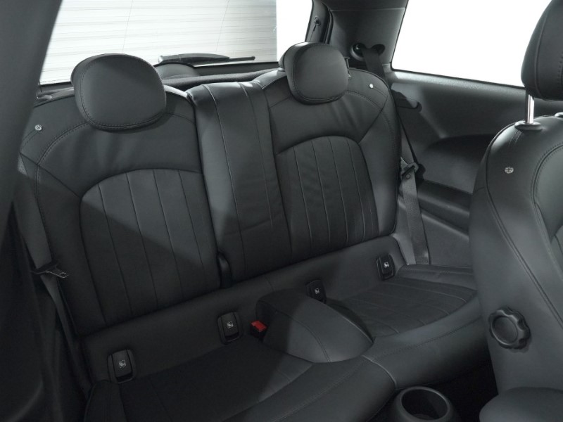 2021 (21) MINI HATCHBACK 1.5 Cooper Exclusive 3dr Auto 5101403