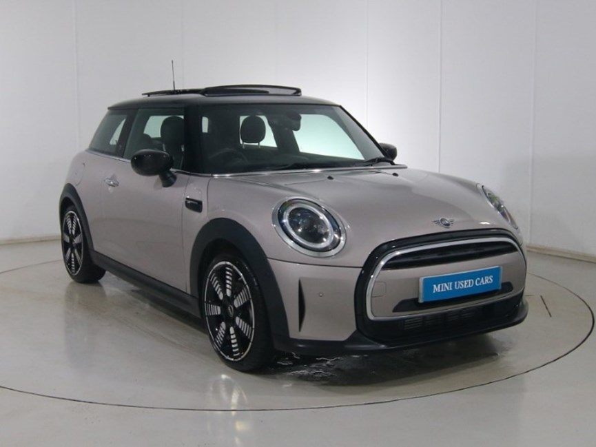 2021 (21) MINI HATCHBACK 1.5 Cooper Exclusive 3dr Auto