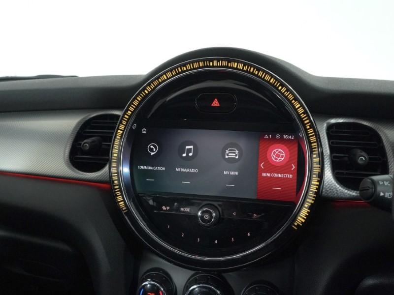 2021 (21) MINI HATCHBACK 1.5 Cooper Exclusive 3dr Auto 5101419