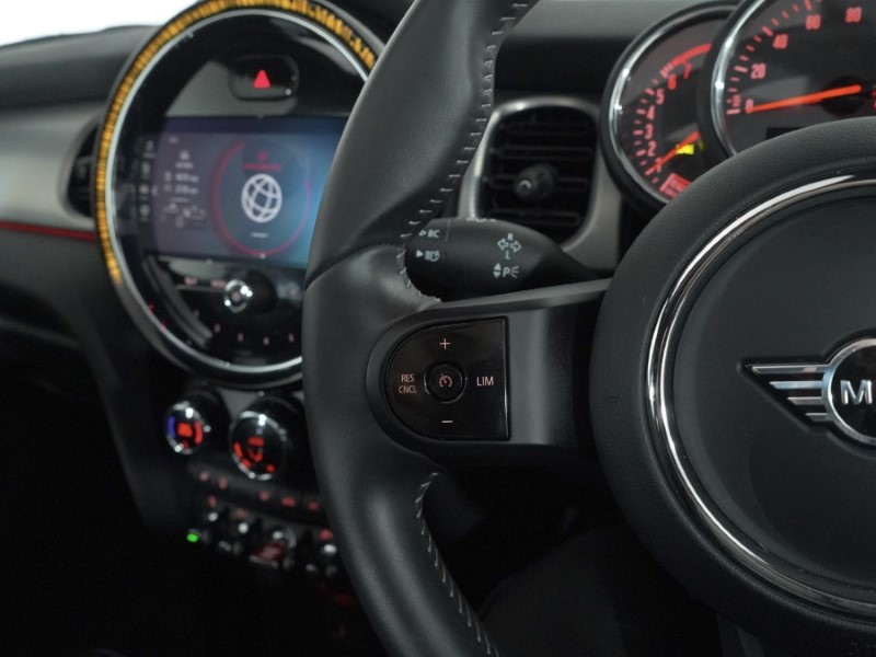 2021 (21) MINI HATCHBACK 1.5 Cooper Exclusive 3dr Auto 5101417