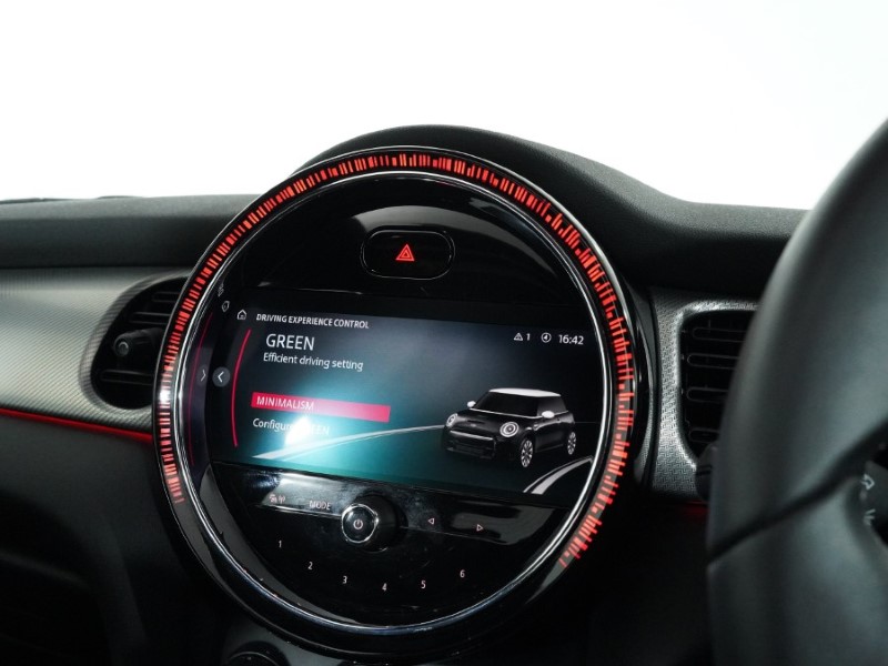 2021 (21) MINI HATCHBACK 1.5 Cooper Exclusive 3dr Auto 5101411