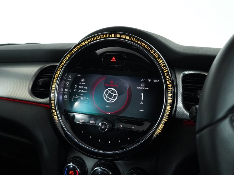 2021 (21) MINI HATCHBACK 1.5 Cooper Exclusive 3dr Auto 5101414