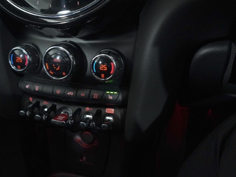 2021 (21) MINI HATCHBACK 1.5 Cooper Exclusive 3dr Auto 5101405