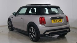 2021 (21) MINI HATCHBACK 1.5 Cooper Exclusive 3dr Auto 5101430