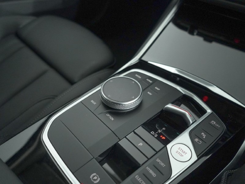 2024 (24) BMW 3 SERIES 330e Sport 4dr Step Auto 5112359