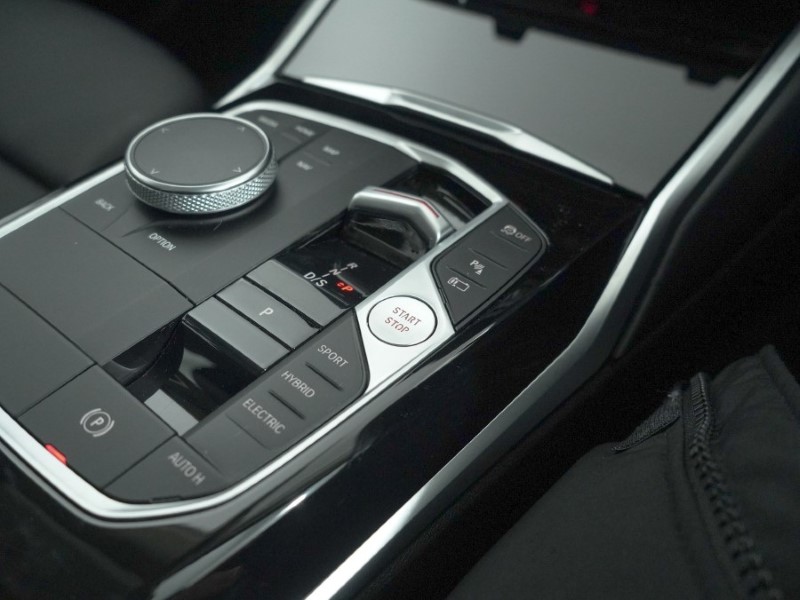 2024 (24) BMW 3 SERIES 330e Sport 4dr Step Auto 5112361