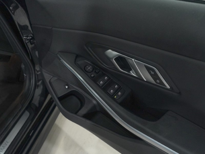 2024 (24) BMW 3 SERIES 330e Sport 4dr Step Auto 5112345