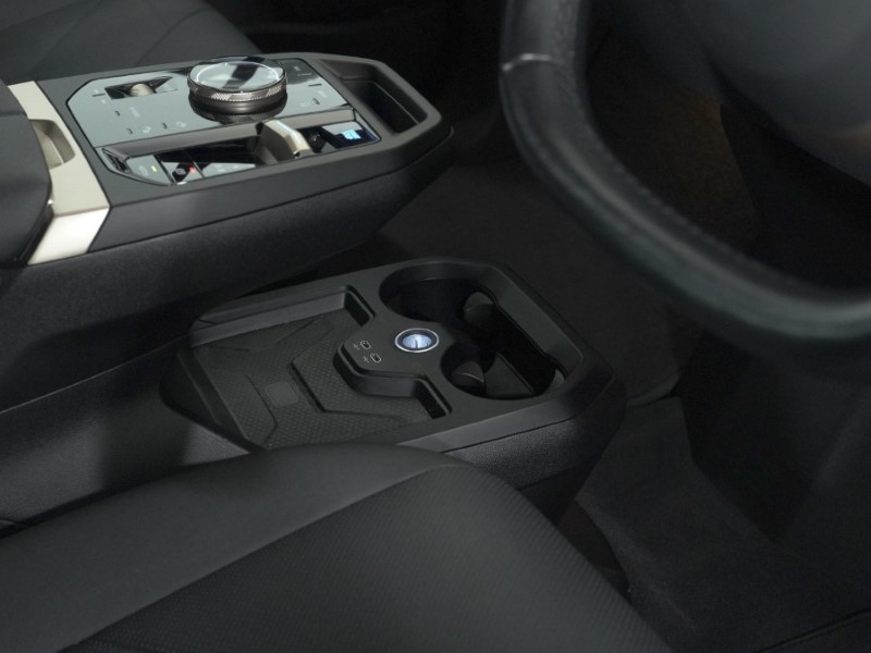 2023 (72) BMW iX 240kW xDrive40 M Sport Edition 76.6kWh 5dr Auto 5097680