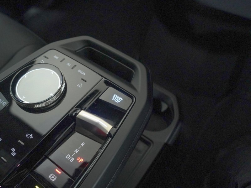 2023 (72) BMW iX 240kW xDrive40 M Sport Edition 76.6kWh 5dr Auto 5097685