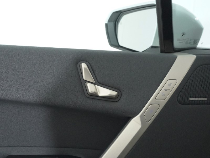 2023 (72) BMW iX 240kW xDrive40 M Sport Edition 76.6kWh 5dr Auto 5097655