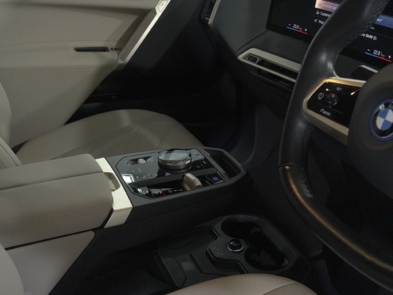 2022 (72) BMW iX 240kW xDrive40 M Sport Edition 76.6kWh 5dr Auto 5108452