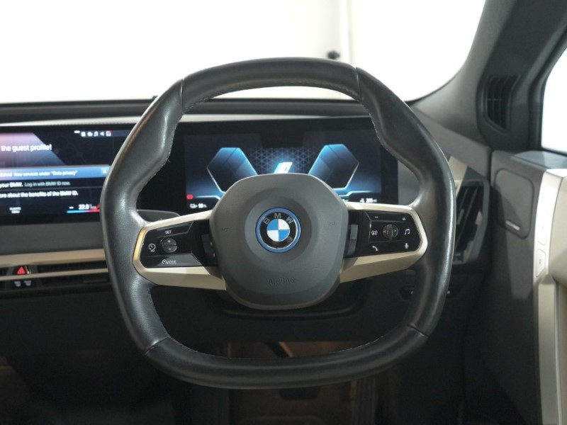 2022 (72) BMW iX 240kW xDrive40 M Sport Edition 76.6kWh 5dr Auto 5108461