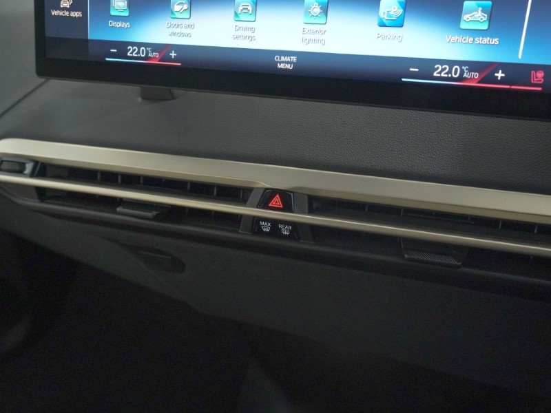 2022 (72) BMW iX 240kW xDrive40 M Sport Edition 76.6kWh 5dr Auto 5108484