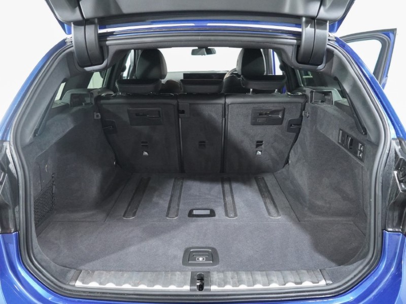 2023 (73) BMW 3 SERIES 320i M Sport 5dr Step Auto 5108573