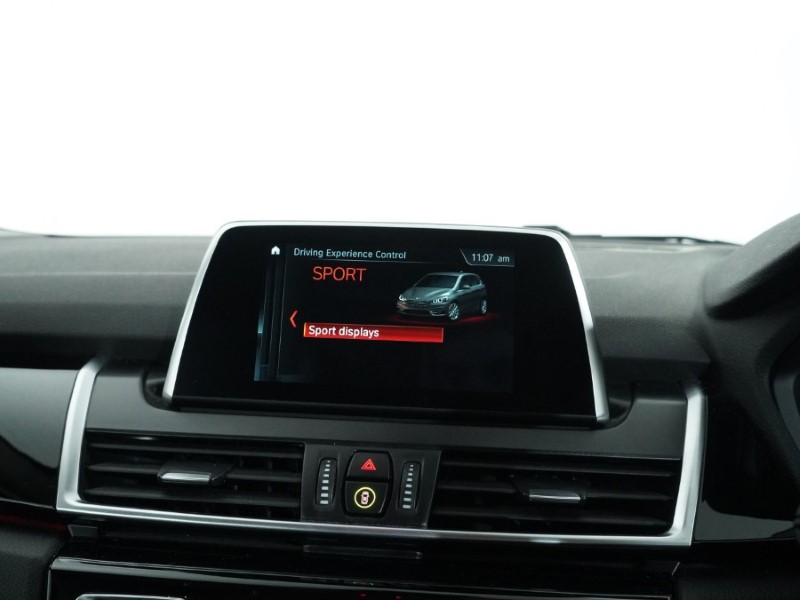 2019 (69) BMW 2 SERIES 218d Luxury 5dr Step Auto 5112045