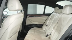 2020 (70) BMW 5 SERIES 520d MHT M Sport 4dr Step Auto 5113327