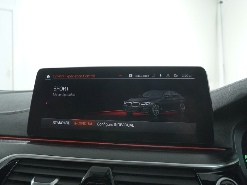 2020 (70) BMW 5 SERIES 520d MHT M Sport 4dr Step Auto 5113359