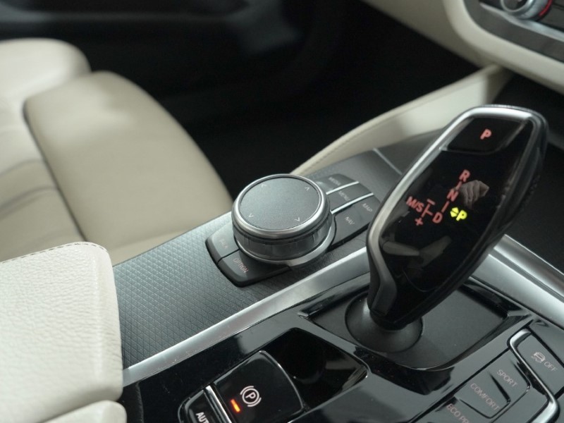 2020 (70) BMW 5 SERIES 520d MHT M Sport 4dr Step Auto 5113357