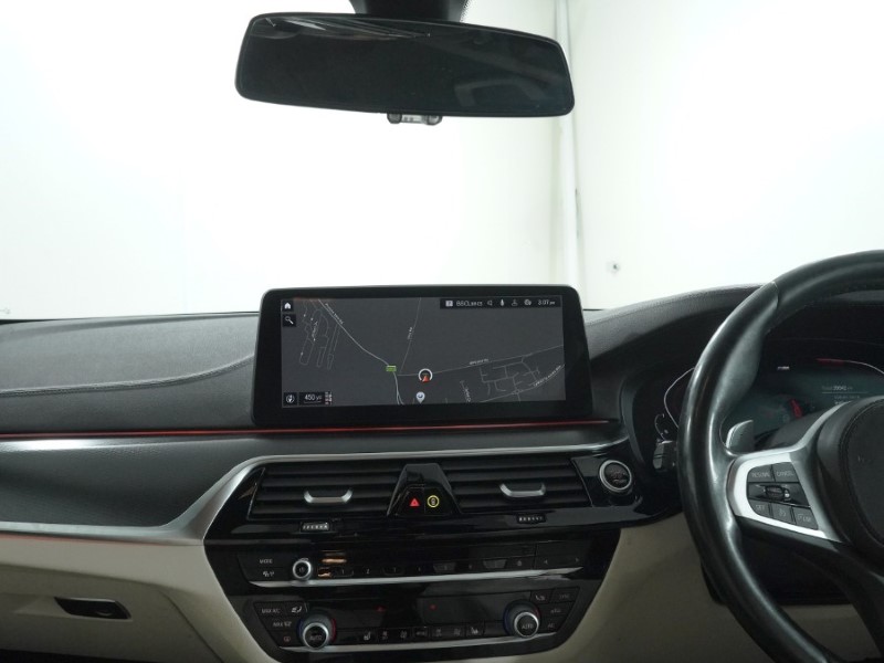 2020 (70) BMW 5 SERIES 520d MHT M Sport 4dr Step Auto 5113334