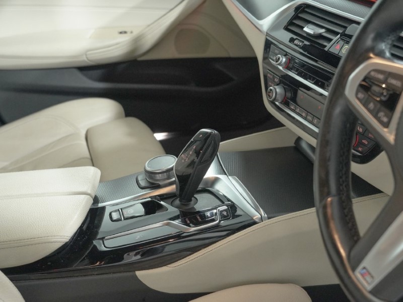 2020 (70) BMW 5 SERIES 520d MHT M Sport 4dr Step Auto 5113344