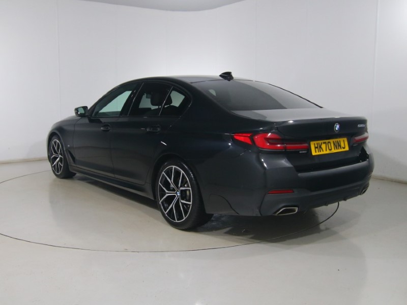 2020 (70) BMW 5 SERIES 520d MHT M Sport 4dr Step Auto 5113369