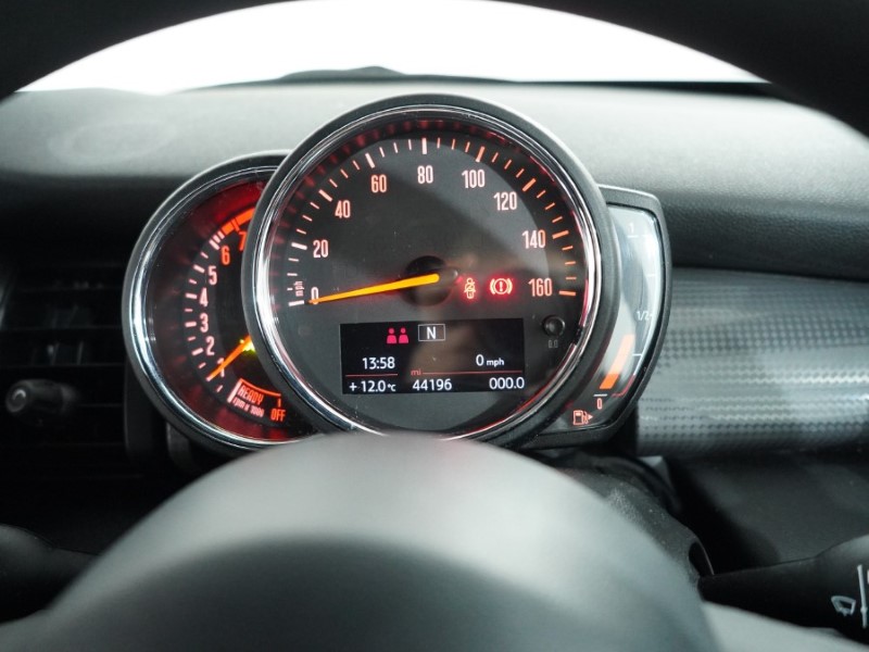 2020 (70) MINI CONVERTIBLE 1.5 Cooper Classic II 2dr 5113040