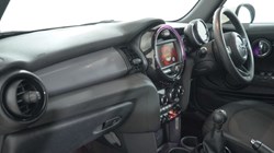 2020 (70) MINI CONVERTIBLE 1.5 Cooper Classic II 2dr 5113029