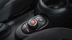 2020 (70) MINI CONVERTIBLE 1.5 Cooper Classic II 2dr 5113037