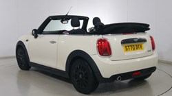 2020 (70) MINI CONVERTIBLE 1.5 Cooper Classic II 2dr 5113055