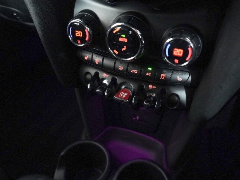 2020 (70) MINI CONVERTIBLE 1.5 Cooper Classic II 2dr 5113036