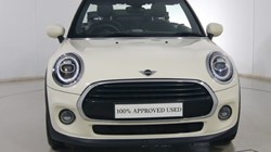 2020 (70) MINI CONVERTIBLE 1.5 Cooper Classic II 2dr 5113052