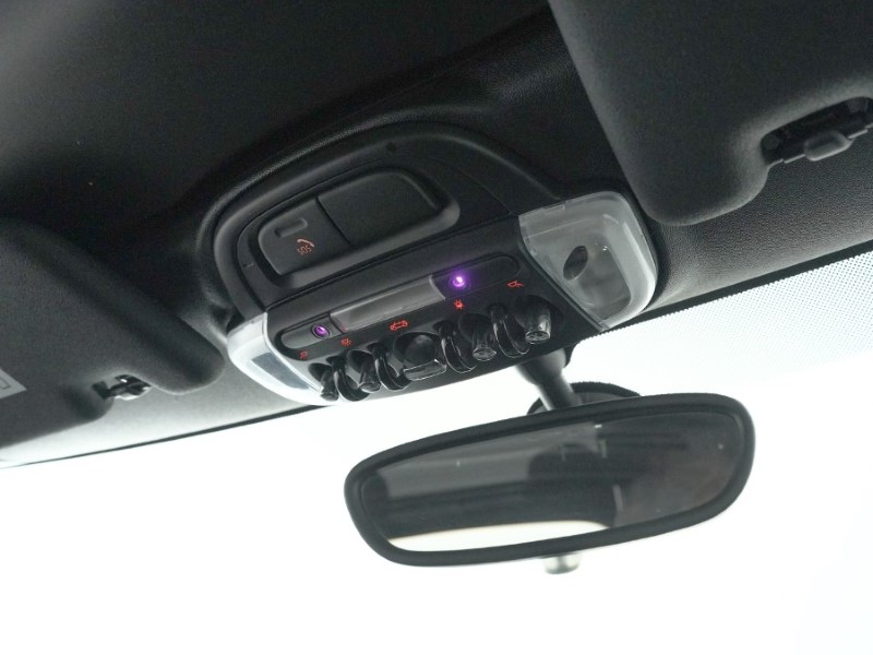 2020 (70) MINI CONVERTIBLE 1.5 Cooper Classic II 2dr 5113047