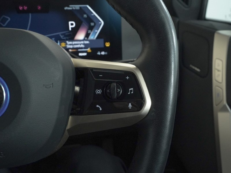 2023 (73) BMW iX 240kW xDrive40 M Sport 76.6kWh 5dr Auto 5116163