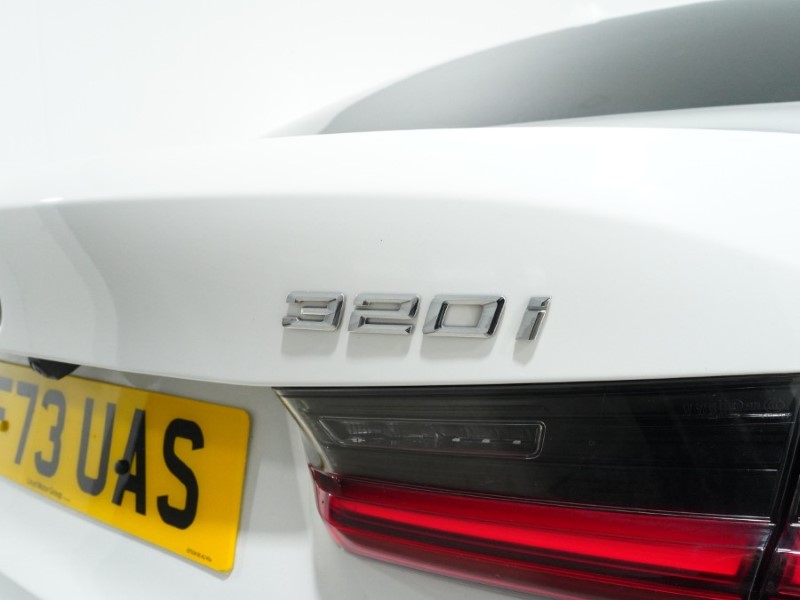 2023 (73) BMW 3 SERIES 320i M Sport 4dr Step Auto 5144836
