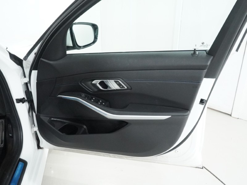 2023 (73) BMW 3 SERIES 320i M Sport 4dr Step Auto 5144859