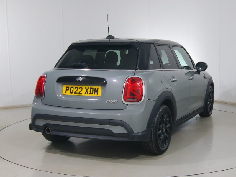 2022 (22) MINI HATCHBACK 1.5 Cooper Classic 5dr Auto [Comfort Pack] 5114643