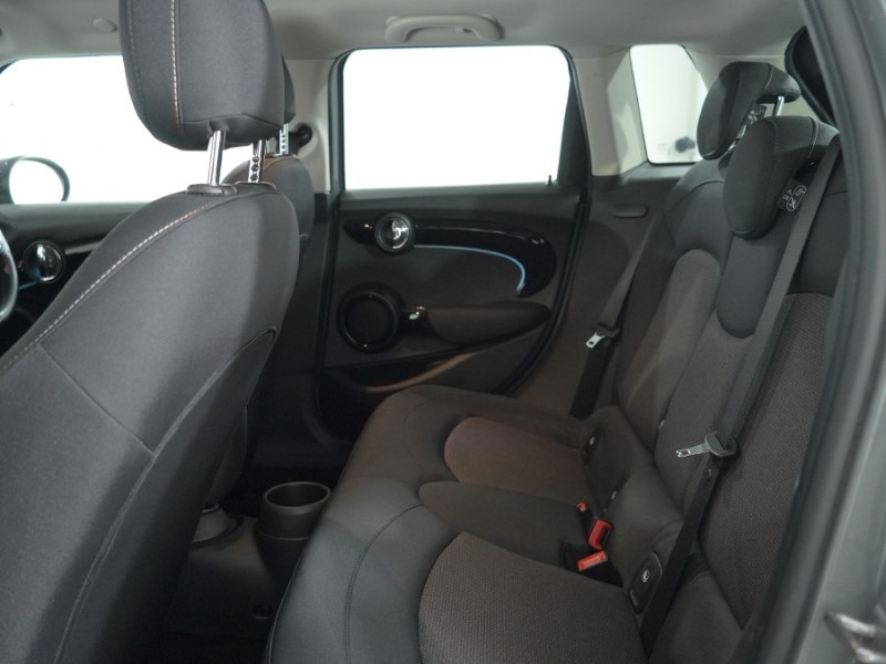 2022 (22) MINI HATCHBACK 1.5 Cooper Classic 5dr Auto [Comfort Pack] 5114619