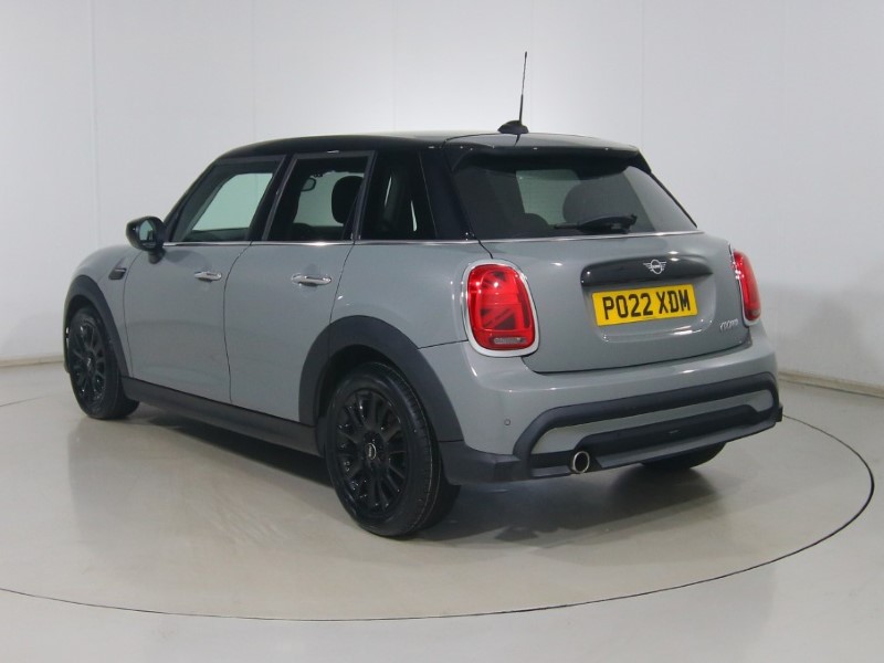 2022 (22) MINI HATCHBACK 1.5 Cooper Classic 5dr Auto [Comfort Pack] 5114641