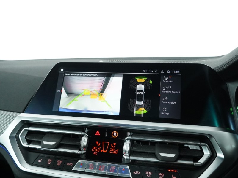 2022 (71) BMW 4 SERIES 420d MHT M Sport 2dr Step Auto 5122786