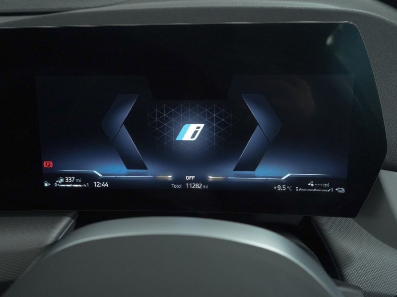 2025 (25) BMW 2 SERIES 225e xDrive Sport 5dr DCT 5116005