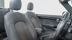 2022 (22) MINI CONVERTIBLE 1.5 Cooper Classic 2dr Auto 5118065