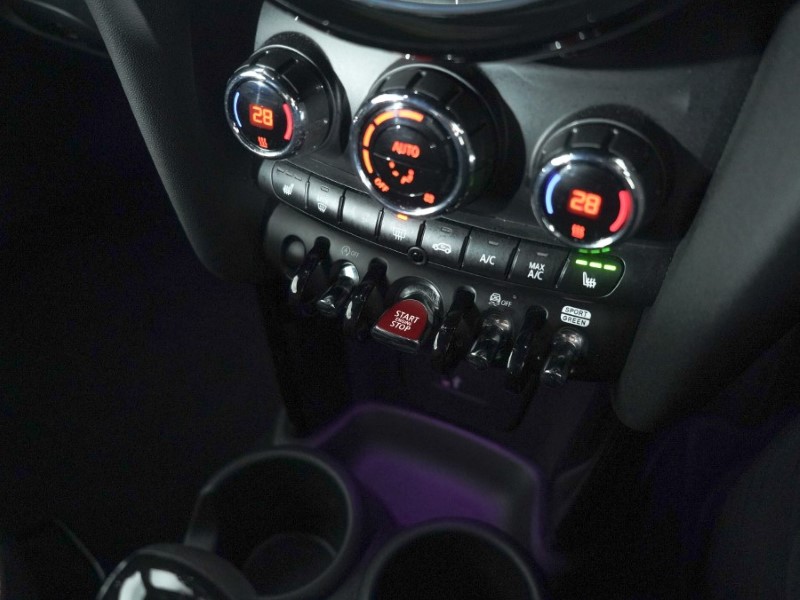 2022 (22) MINI CONVERTIBLE 1.5 Cooper Classic 2dr Auto 5118048