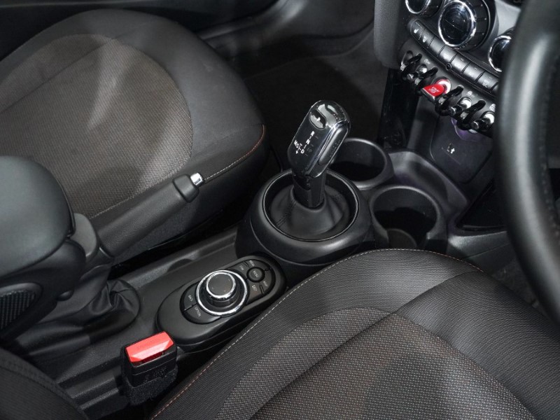 2022 (22) MINI CONVERTIBLE 1.5 Cooper Classic 2dr Auto 5118063