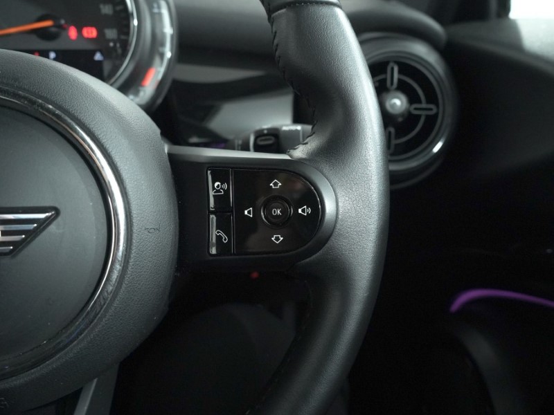 2022 (22) MINI CONVERTIBLE 1.5 Cooper Classic 2dr Auto 5118044