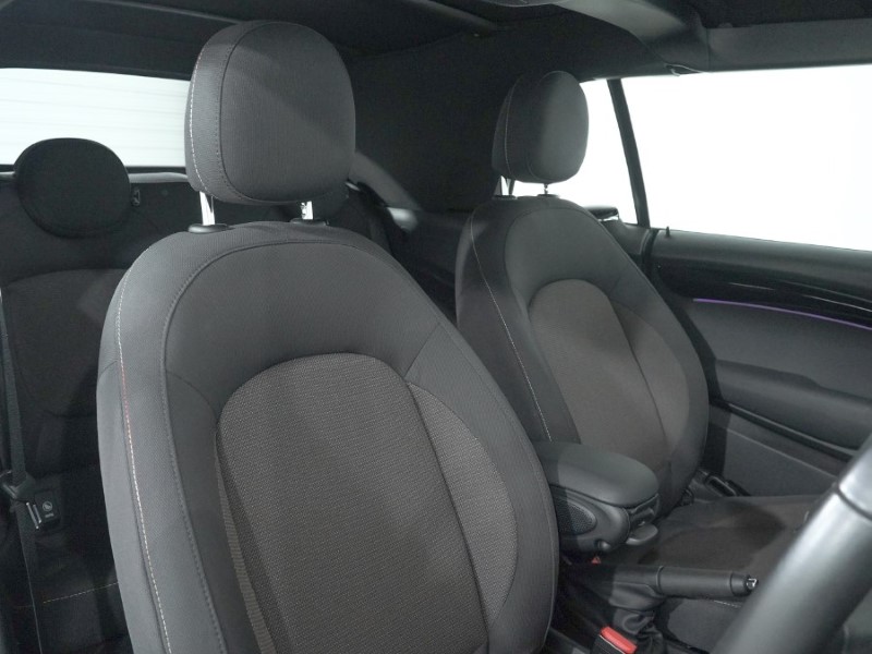 2022 (22) MINI CONVERTIBLE 1.5 Cooper Classic 2dr Auto 5118031