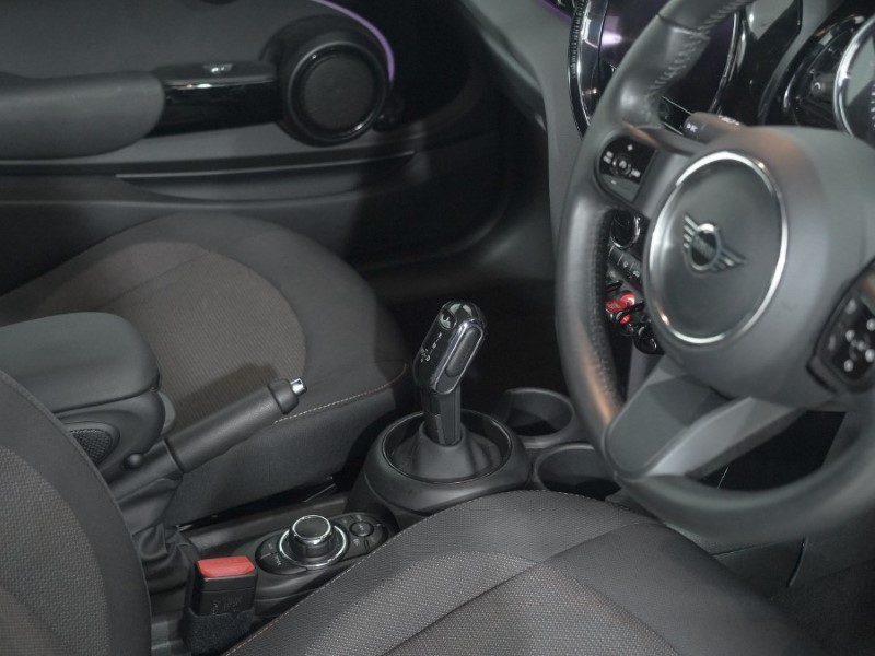 2022 (22) MINI CONVERTIBLE 1.5 Cooper Classic 2dr Auto 5118024